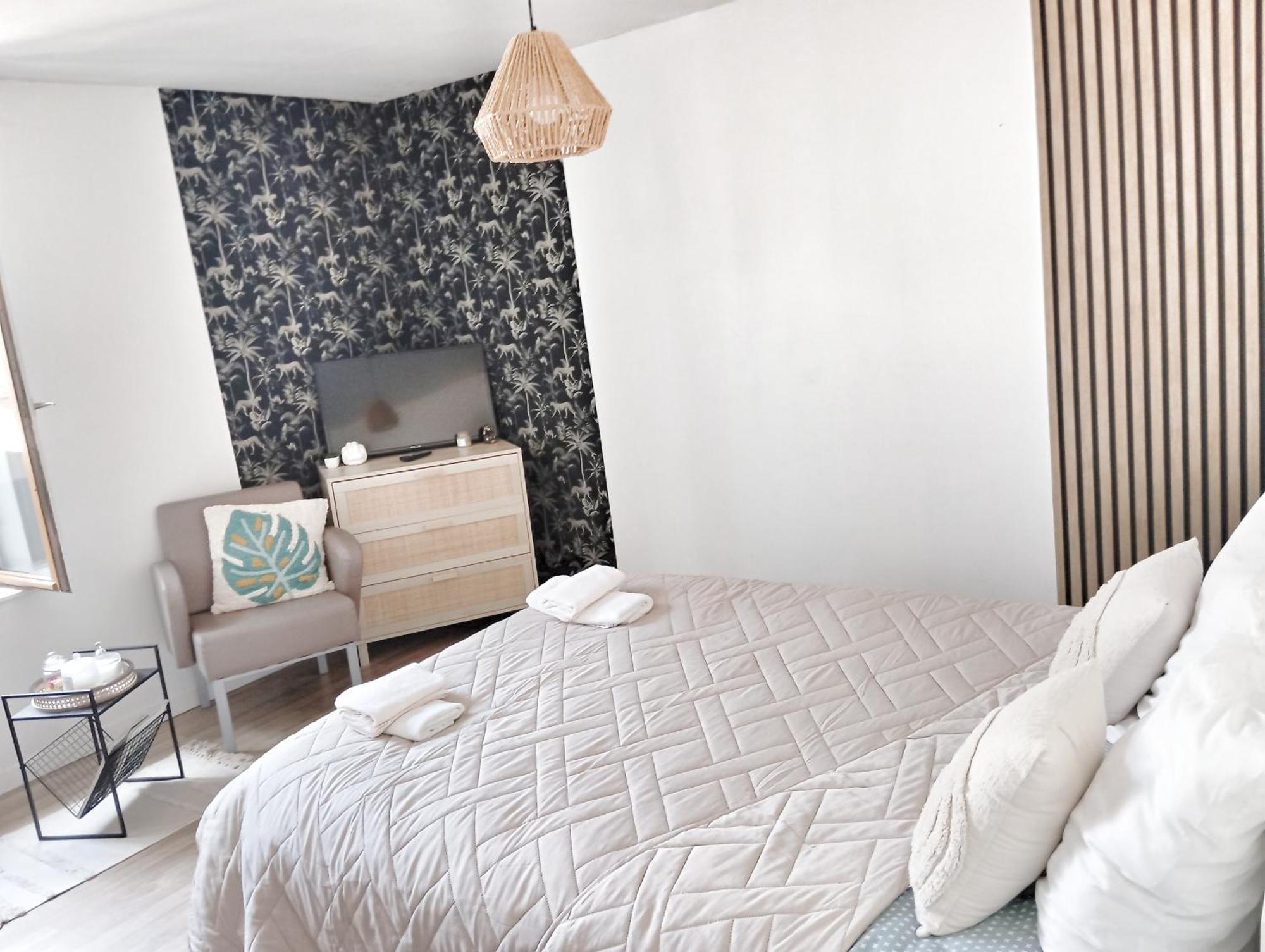 Rooms Home CSM: Private Suites with Terrace for Families Charly-sur-Marne Exterior photo